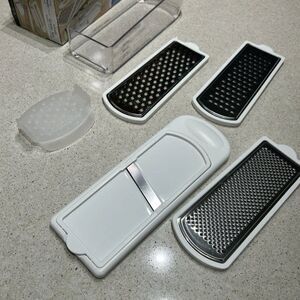 Mainstays 4 Blade Grater Set